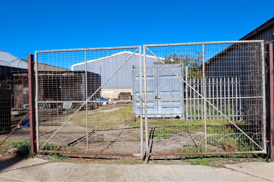 Commercial Property for Sale in North End Eastern Cape